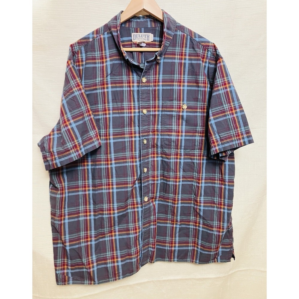 Duluth Trading Short Sleeve Button Down Shirt Mens XL Relaxed Red Blue Plaid